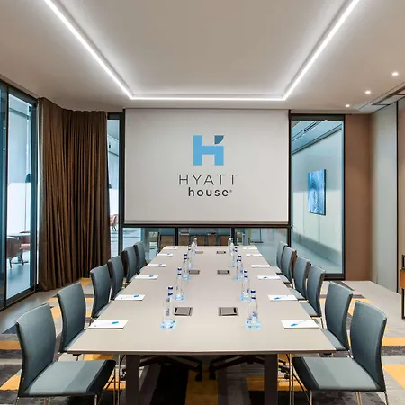 Hyatt House 4*